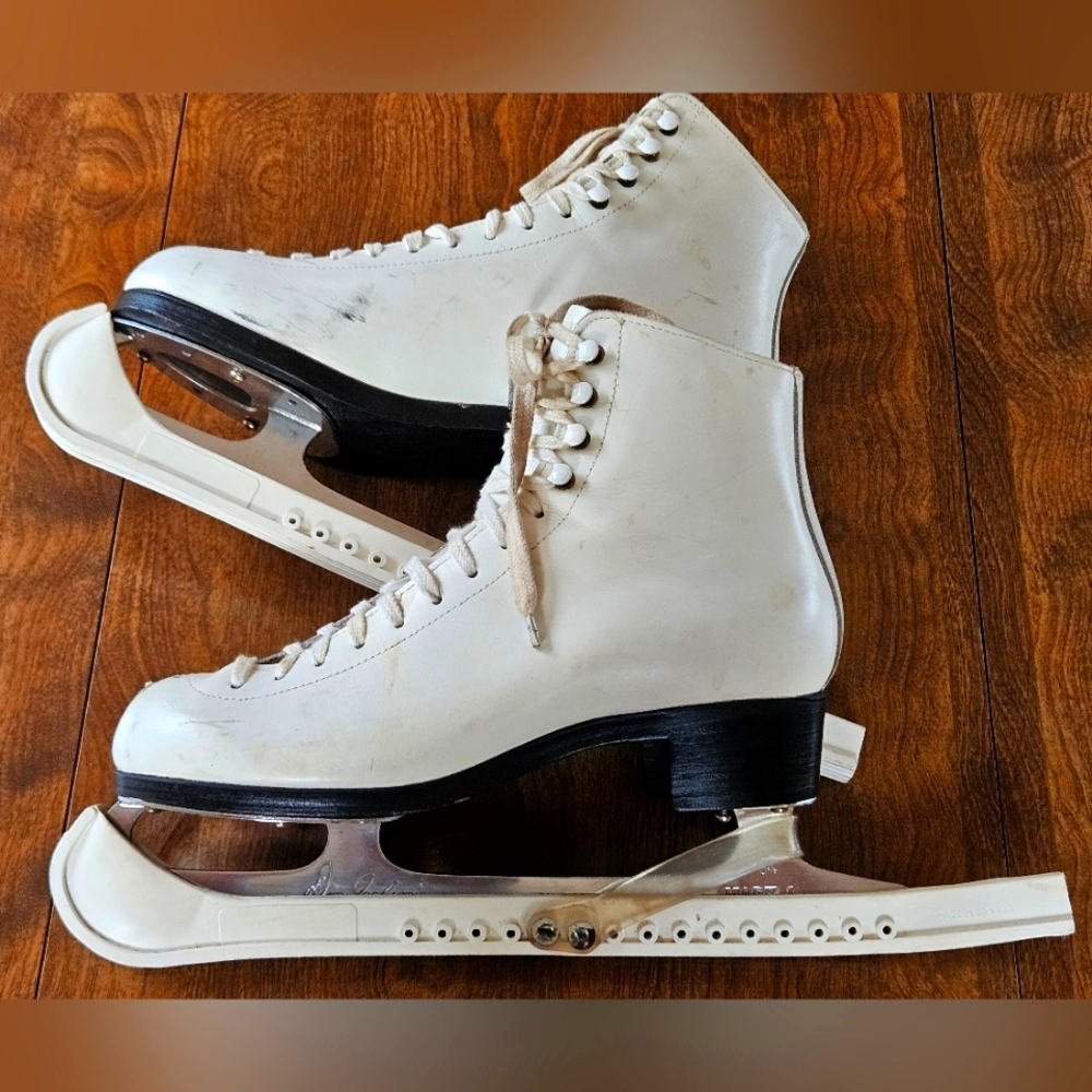 VINTAGE DON JACKSON ICE FIGURE SKATES CZECHOSLOVAKIA 8.5 B 800 MARK I 10 2/3